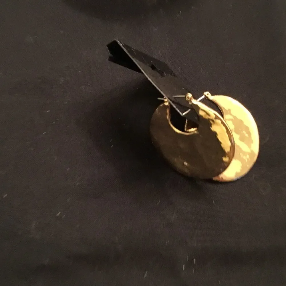 Goldtone Hammered Circle Post Earrings